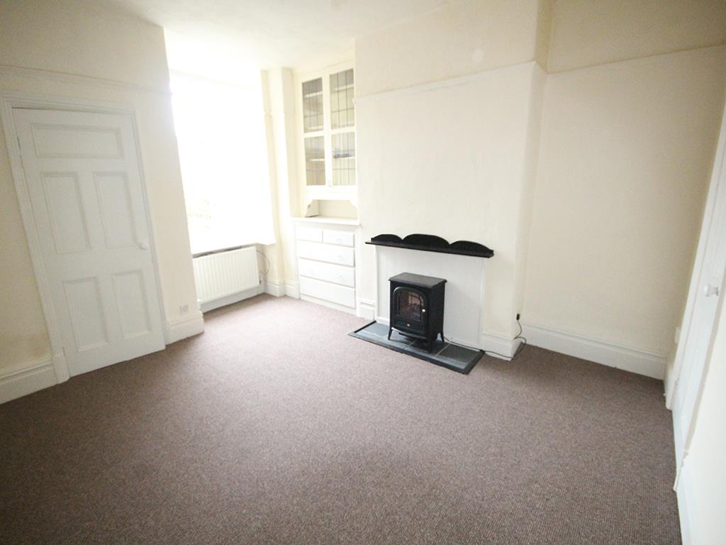 3 bedroom mid terrace house To Let in Colne - IMG_9641.JPG